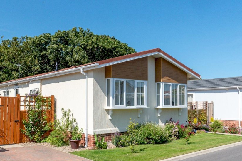 Kirkstead Bridge Park Homes For Sale, Woodhall Spa Kirkstead Bridge Park Homes For Sale, Woodhall Spa