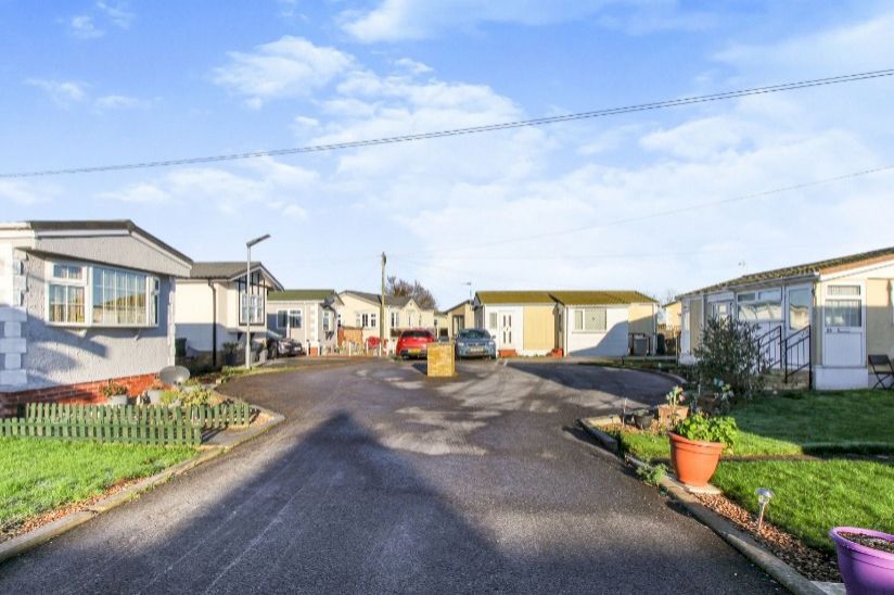 Lyndhurst Estate- Park Homes For Sale in Lincolnshire Lyndhurst Estate- Park Homes For Sale in Lincolnshire