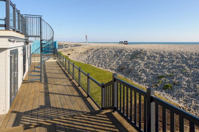 Bywaves Park- Lodges For Sale in West Sussex Bywaves Park- Lodges For Sale in West Sussex