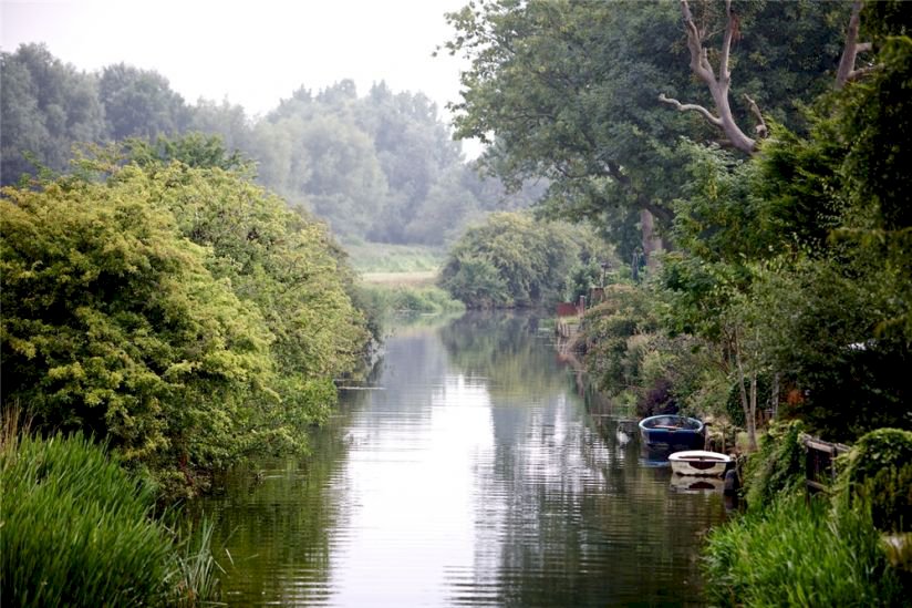 Cogenhoe Mill Fishing Lodges For Sale, Northampton Cogenhoe Mill Fishing Lodges For Sale, Northampton