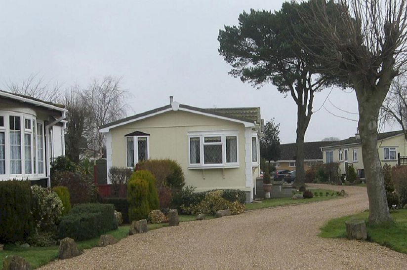 Oaklands Residential Park Homes For Sale, Dorset Oaklands Residential Park Homes For Sale, Dorset