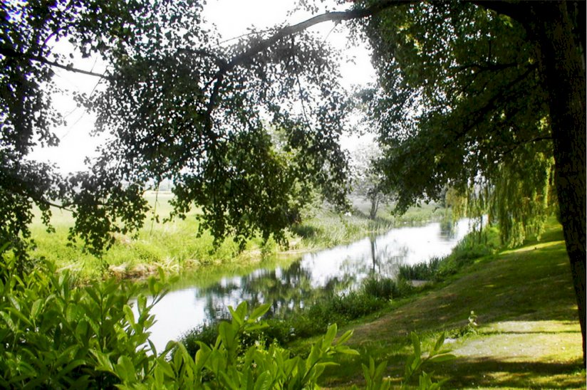 Pavenham Park Homes For Sale, River Great Ouse Pavenham Park Homes For Sale, River Great Ouse