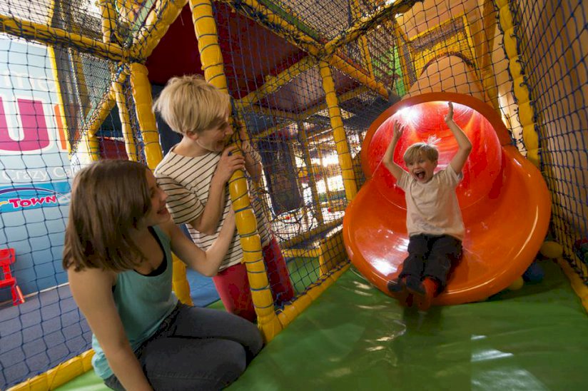 Hayling Island Holiday Park Soft Play, Hampshire Hayling Island Holiday Park Soft Play, Hampshire