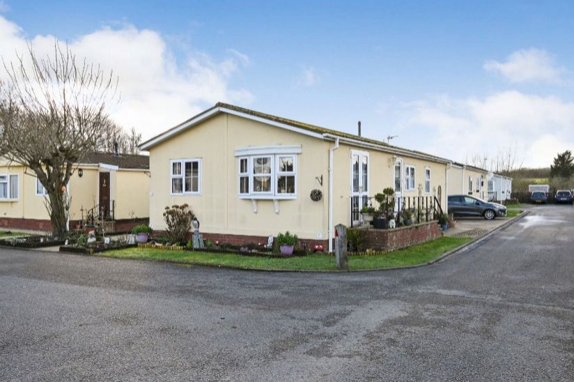 Waveney Park - Park Homes For Sale in Norfolk Waveney Park - Park Homes For Sale in Norfolk