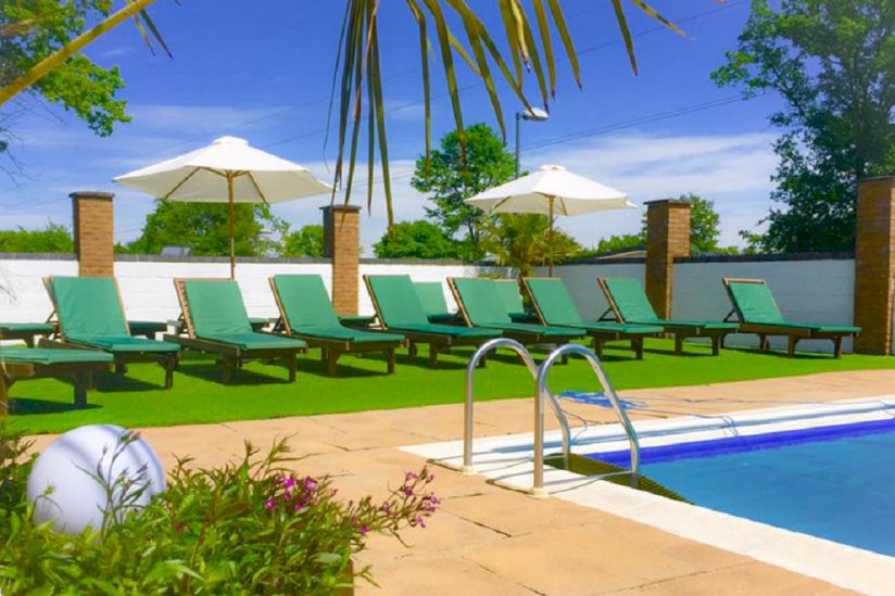 Thriftwood Country Park Swimming Pool, Kent Thriftwood Country Park Swimming Pool, Kent