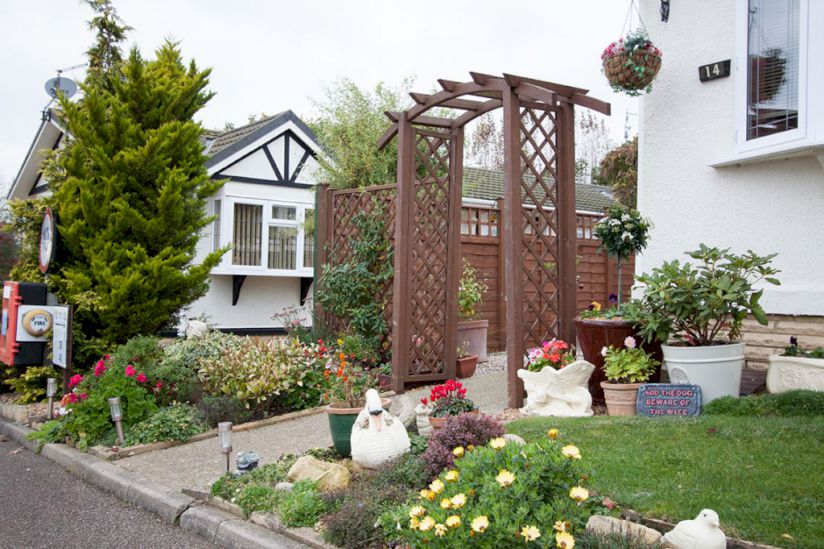 Peppercorn Residential Park Homes For Sale, Bedfordshire Peppercorn Residential Park Homes For Sale, Bedfordshire
