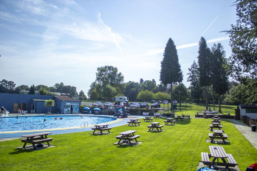 Overstone Solarium Swimming Pool Overstone Solarium Swimming Pool