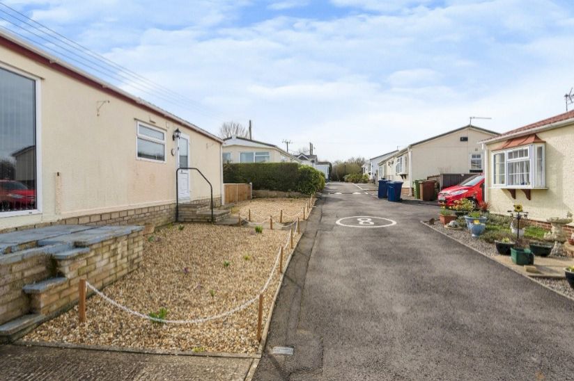 Valley Park- Park Homes For Sale in Gloucestershire Valley Park- Park Homes For Sale in Gloucestershire