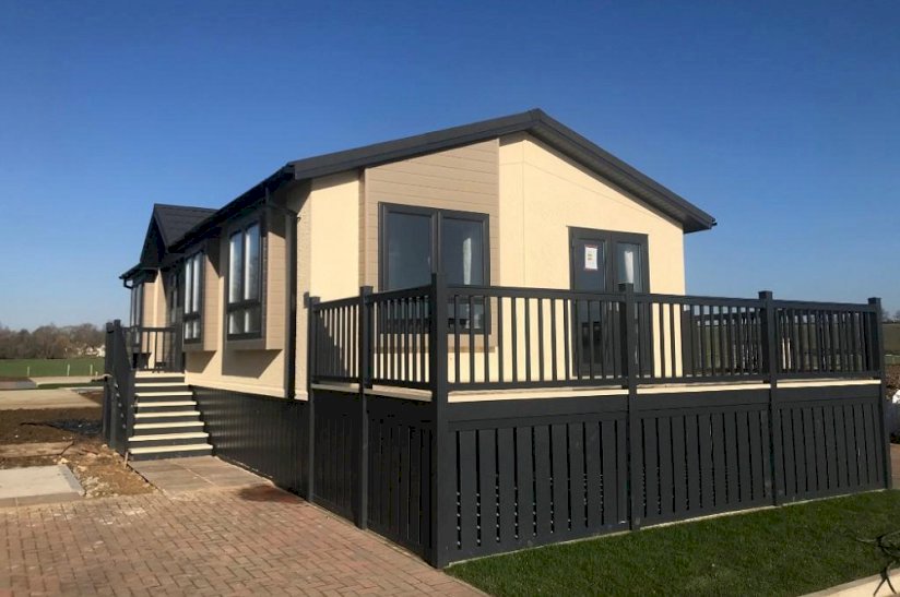 Woodlands Park Homes For Sale, Biddenden, Kent Woodlands Park Homes For Sale, Biddenden, Kent