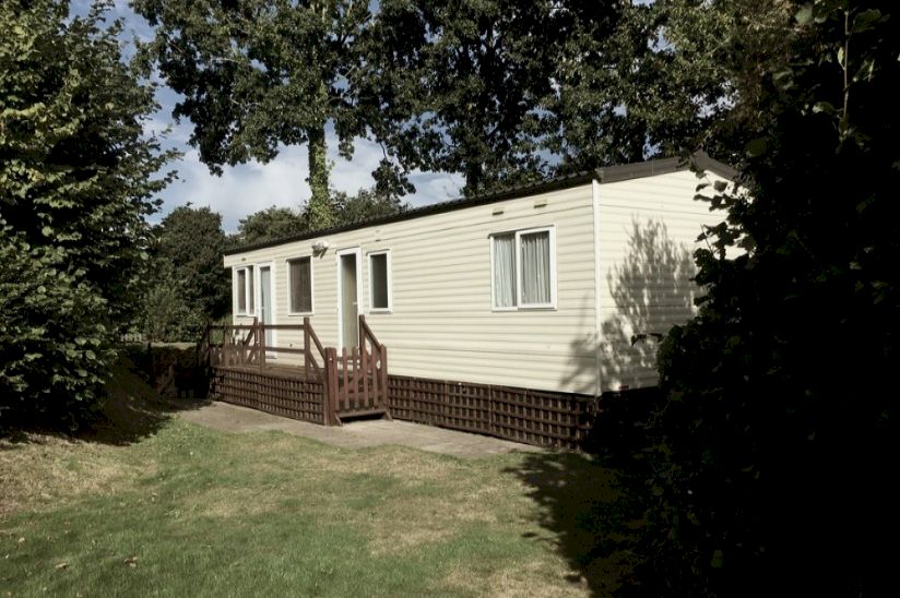Little Lakeland Caravan Park Little Lakeland Caravan Park