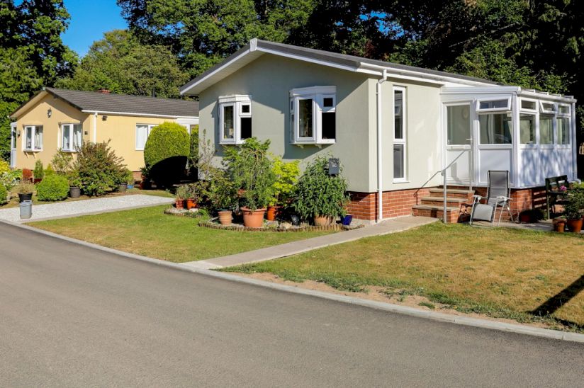 Devon Oaks Park Homes For Sale, Devon Devon Oaks Park Homes For Sale, Devon