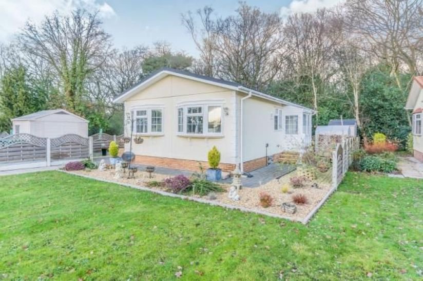 Oak Tree Farm homes for sale in Earlswood - Sell My Group Oak Tree Farm homes for sale in Earlswood - Sell My Group