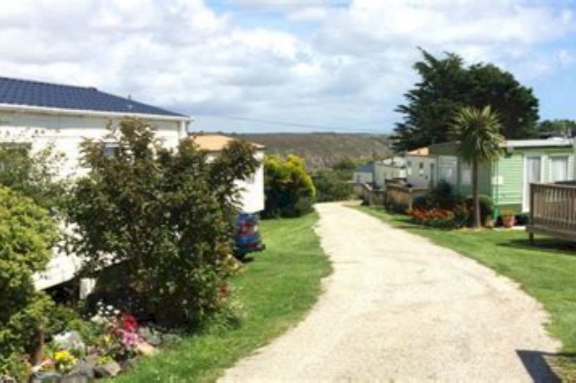 Kennack Sands Park