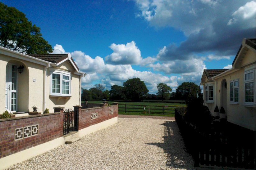 Loddon Court Farm Park Homes For Sale, Reading Loddon Court Farm Park Homes For Sale, Reading