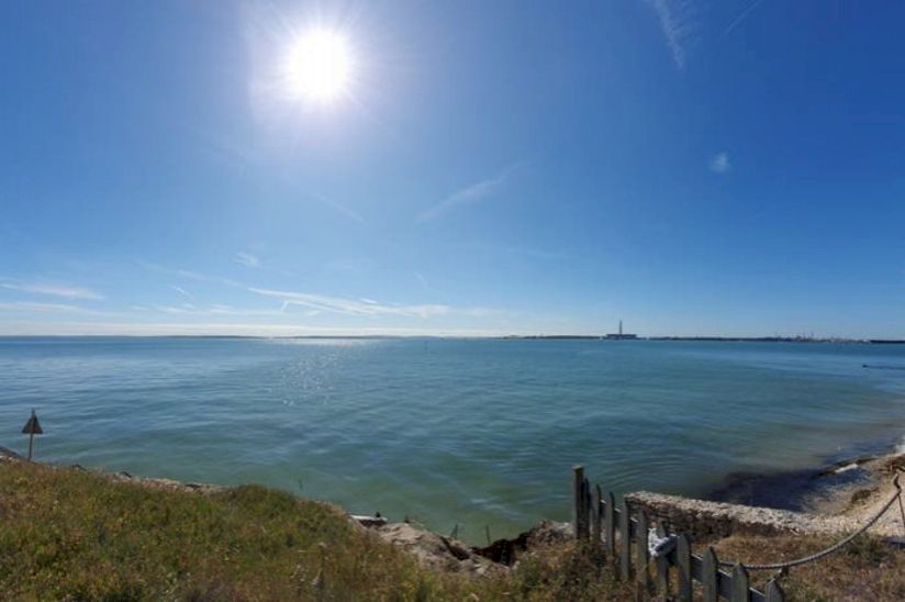 Solent Breezes Holiday Park
