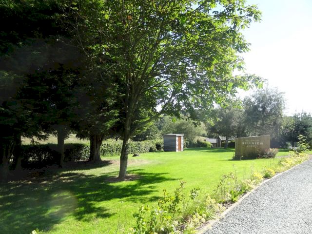 Hillview Lodges