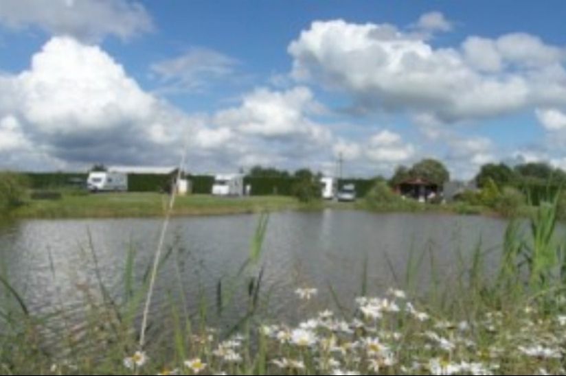 Walnut Lake Lodges & Camping park Walnut Lake Lodges & Camping park