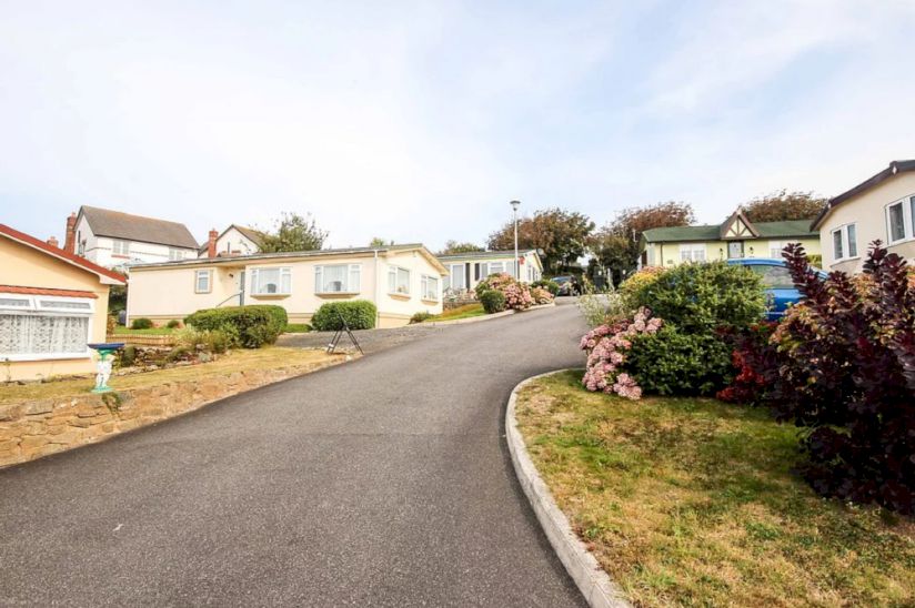 Tregunnel Park Homes For Sale, Cornwall Tregunnel Park Homes For Sale, Cornwall