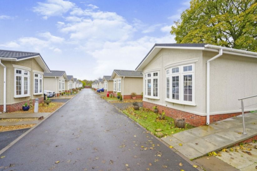 Kings Court- Park Homes For Sale in Oxfordshire Kings Court- Park Homes For Sale in Oxfordshire