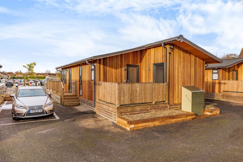 Devizes Marina Village Lodges Devizes Marina Village Lodges
