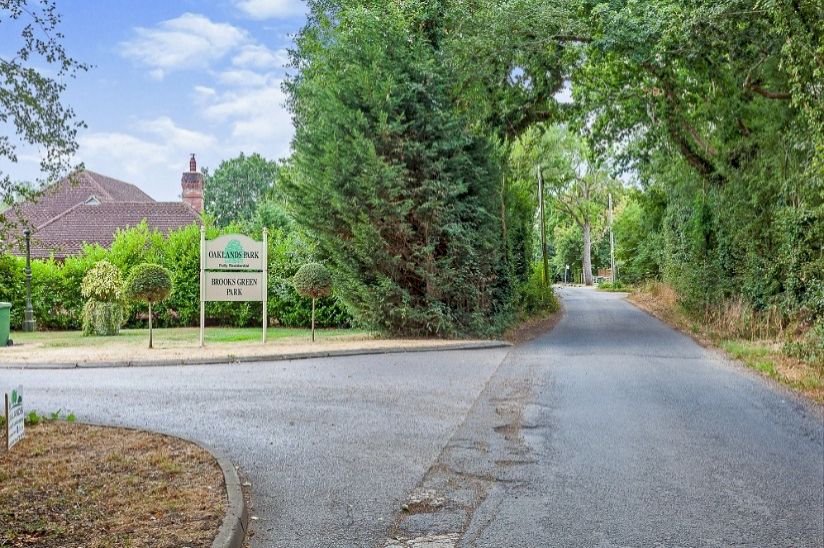 Oaklands Park- Park Homes For Sale in West Sussex Oaklands Park- Park Homes For Sale in West Sussex