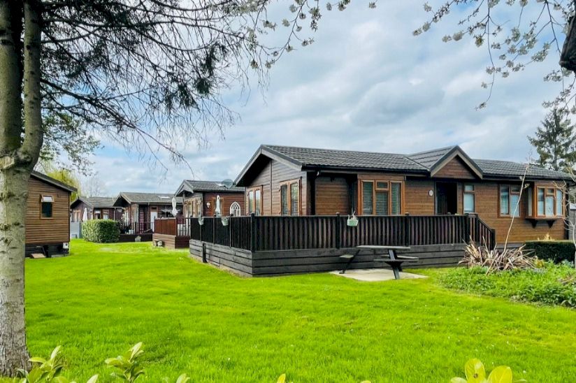 Roydon Marina Village - Lodges for Sale in Essex Roydon Marina Village - Lodges for Sale in Essex