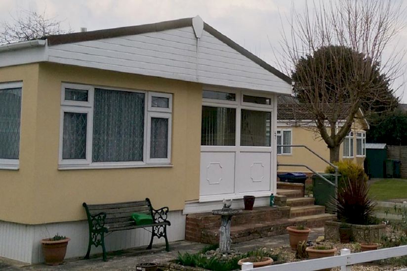Bungalow Park Homes For Sale, Wiltshire Bungalow Park Homes For Sale, Wiltshire