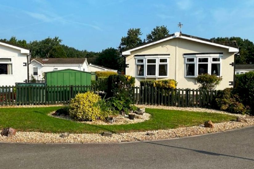 Elm Tree Residential Park Homes For Sale, Bristol Elm Tree Residential Park Homes For Sale, Bristol