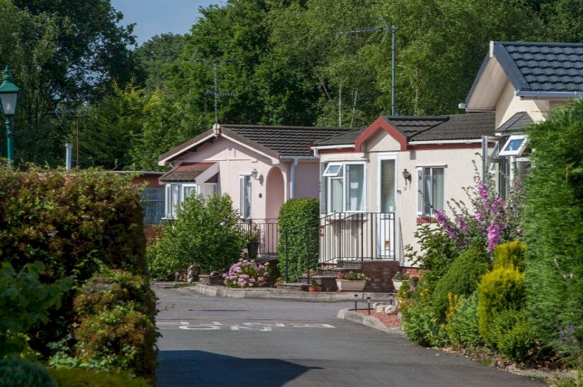 Surrey Hills Residential Park - Park Homes For Sale in Surrey Surrey Hills Residential Park - Park Homes For Sale in Surrey
