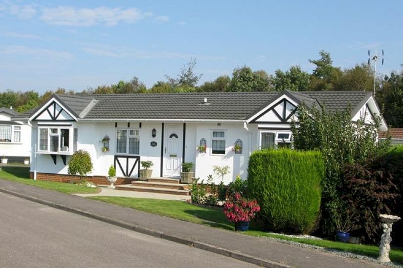 Holly Lodge Park homes for sale in Tadworth - Sell My Group Holly Lodge Park homes for sale in Tadworth - Sell My Group
