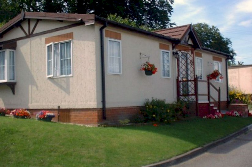 Caddington Park Homes For Sale, Bedfordshire Caddington Park Homes For Sale, Bedfordshire