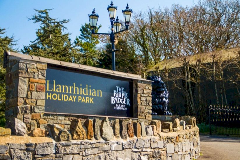 Llanrhidian Holiday Park- Static Caravans in Glamorgan Llanrhidian Holiday Park- Static Caravans in Glamorgan