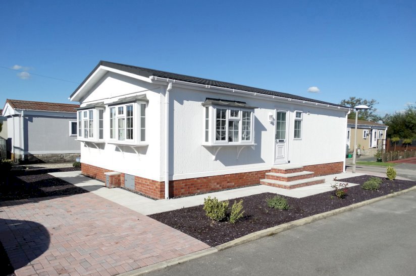 Lynwood Park Residential Homes For Sale Lynwood Park Residential Homes For Sale