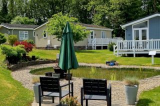 Woodlands Lodge Retreat, New Quay