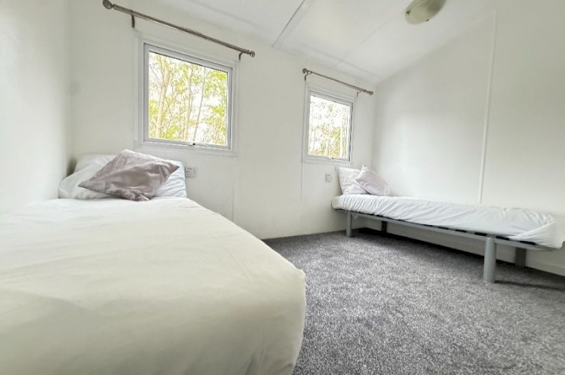 Three Bed Delta Magnus (39x12) 2013 Three Bed Delta Magnus (39x12) 2013