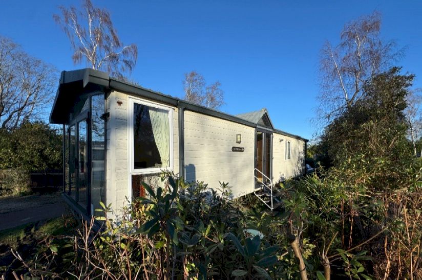 Two Bed Swift Champagne (40x13) 2010 Two Bed Swift Champagne (40x13) 2010