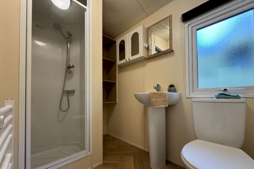 Three Bed Delta Radiant (35x12) 2014 Three Bed Delta Radiant (35x12) 2014