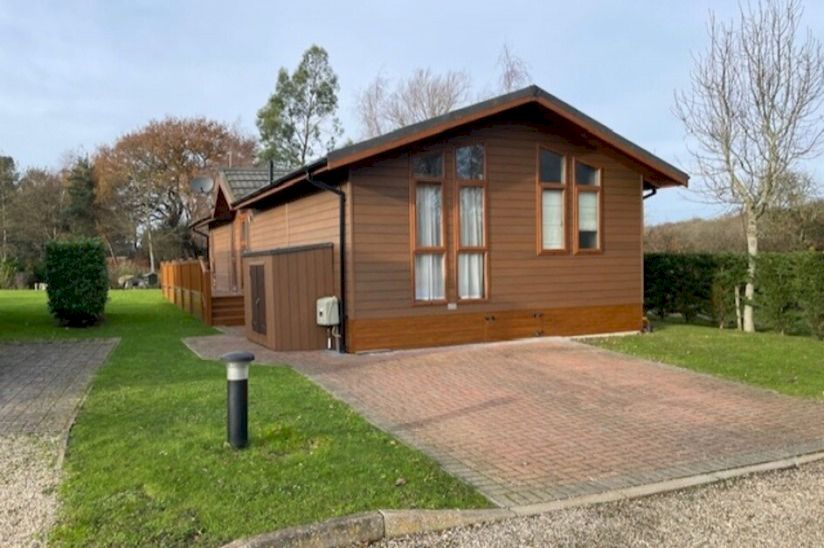 Two Bed Tingdene Warreners (45x20) Two Bed Tingdene Warreners (45x20)