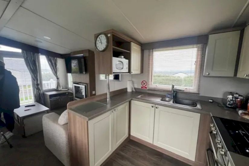 Three Bed Preowned Swift Bordeaux (40x12) 2018 Three Bed Preowned Swift Bordeaux (40x12) 2018