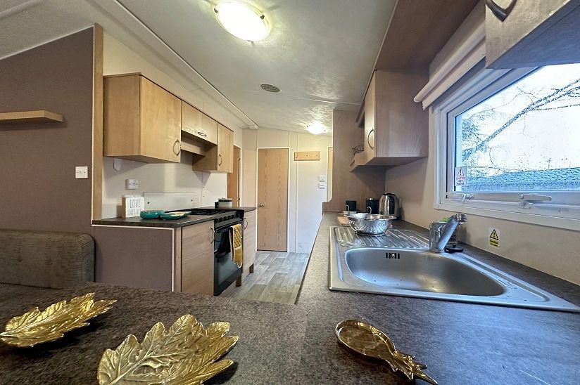 Two Bed Delta Resort (28x12) 2014 Two Bed Delta Resort (28x12) 2014