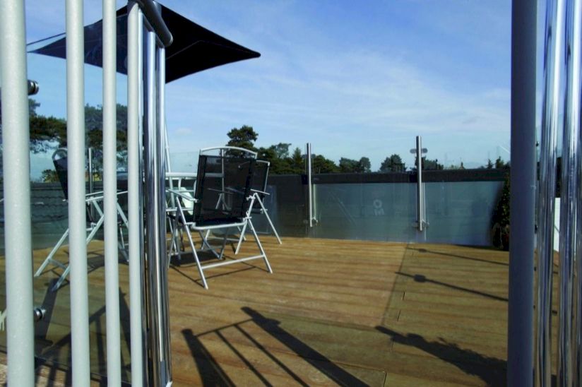 Two Bed Omar Kingfisher Roof Terrace (45x20) Two Bed Omar Kingfisher Roof Terrace (45x20)