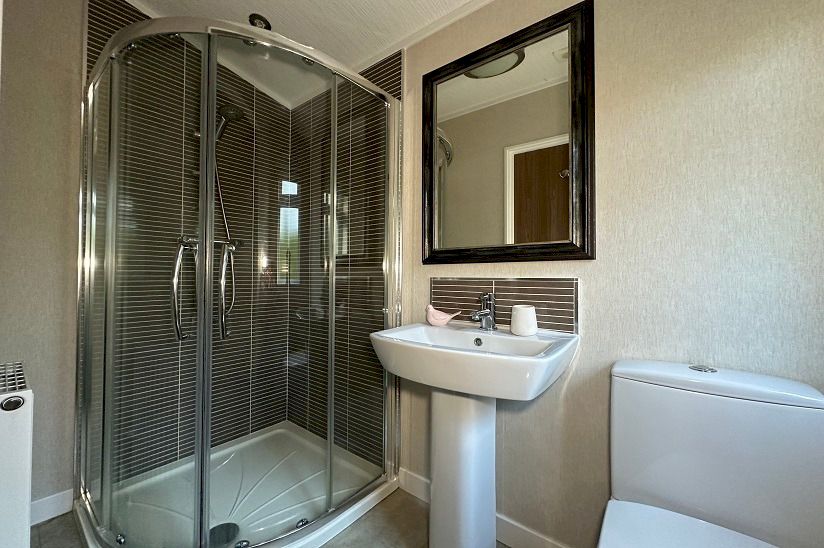 Two Bed Omar Westfield (34x16) 2014 Two Bed Omar Westfield (34x16) 2014