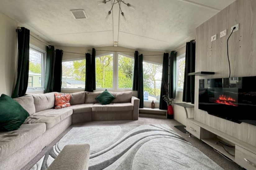 Two Bed Delta Destiny (38x12) 2014 Two Bed Delta Destiny (38x12) 2014