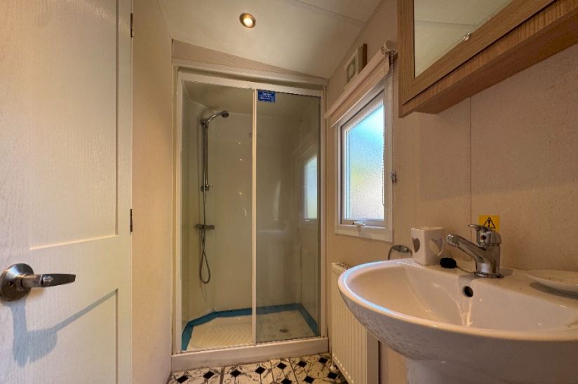 Three Bed Delta Feria (36x12) 2014 Three Bed Delta Feria (36x12) 2014