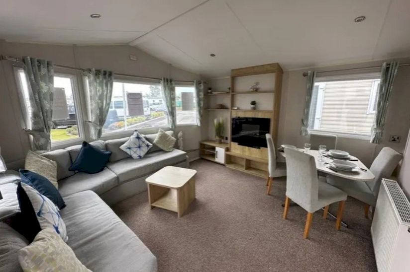 Two Bed Preowned Willerby Richmond WCF (37x12) 2018 Two Bed Preowned Willerby Richmond WCF (37x12) 2018