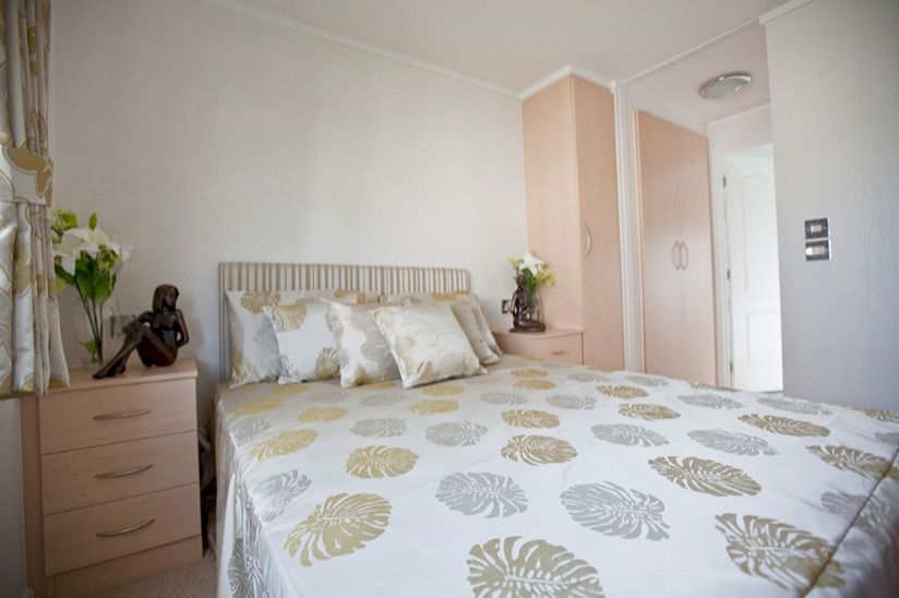 Two Bed Stately Albion Warwick (40x20) Two Bed Stately Albion Warwick (40x20)