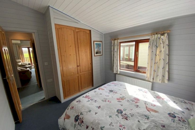 Two Bed Heritage Pine Log (40x20) 2004 Two Bed Heritage Pine Log (40x20) 2004