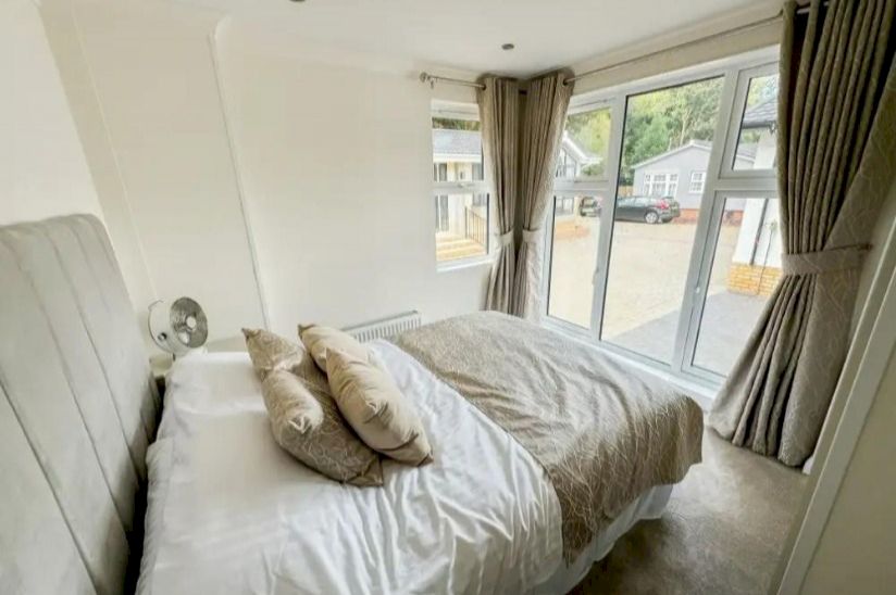 Two Bed Stately Albion Wentwood (45x20) Two Bed Stately Albion Wentwood (45x20)