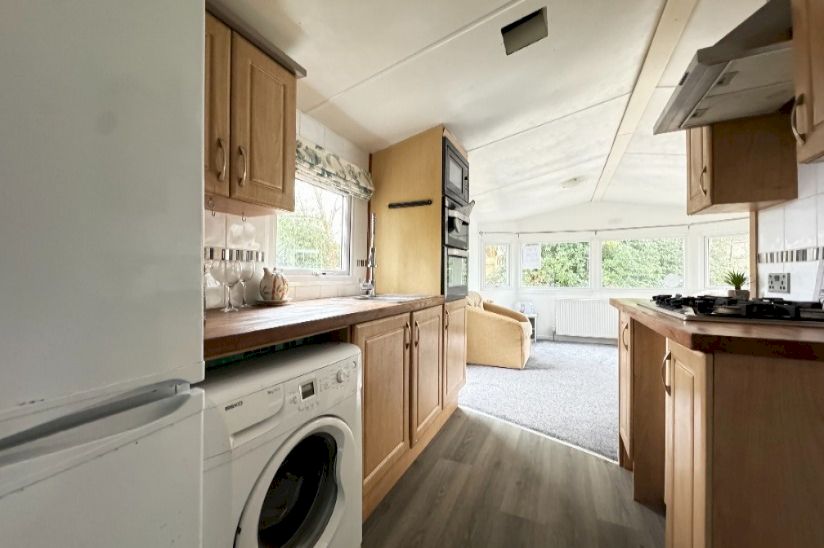 Three Bed Delta Magnus (39x12) 2013 Three Bed Delta Magnus (39x12) 2013