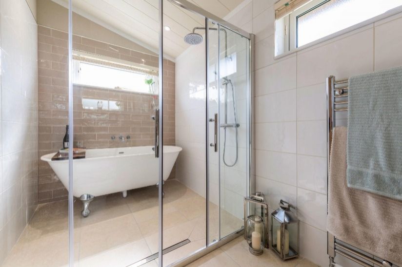 Two Bed Omar Spinney (45x20) 2022 Two Bed Omar Spinney (45x20) 2022